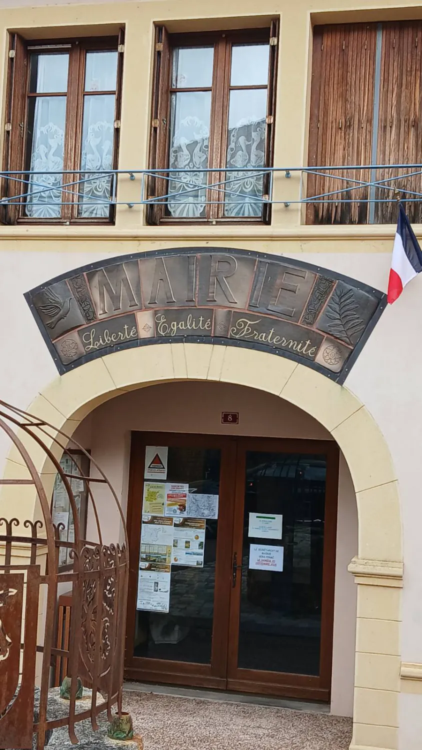 Frontispice et plaques de rues